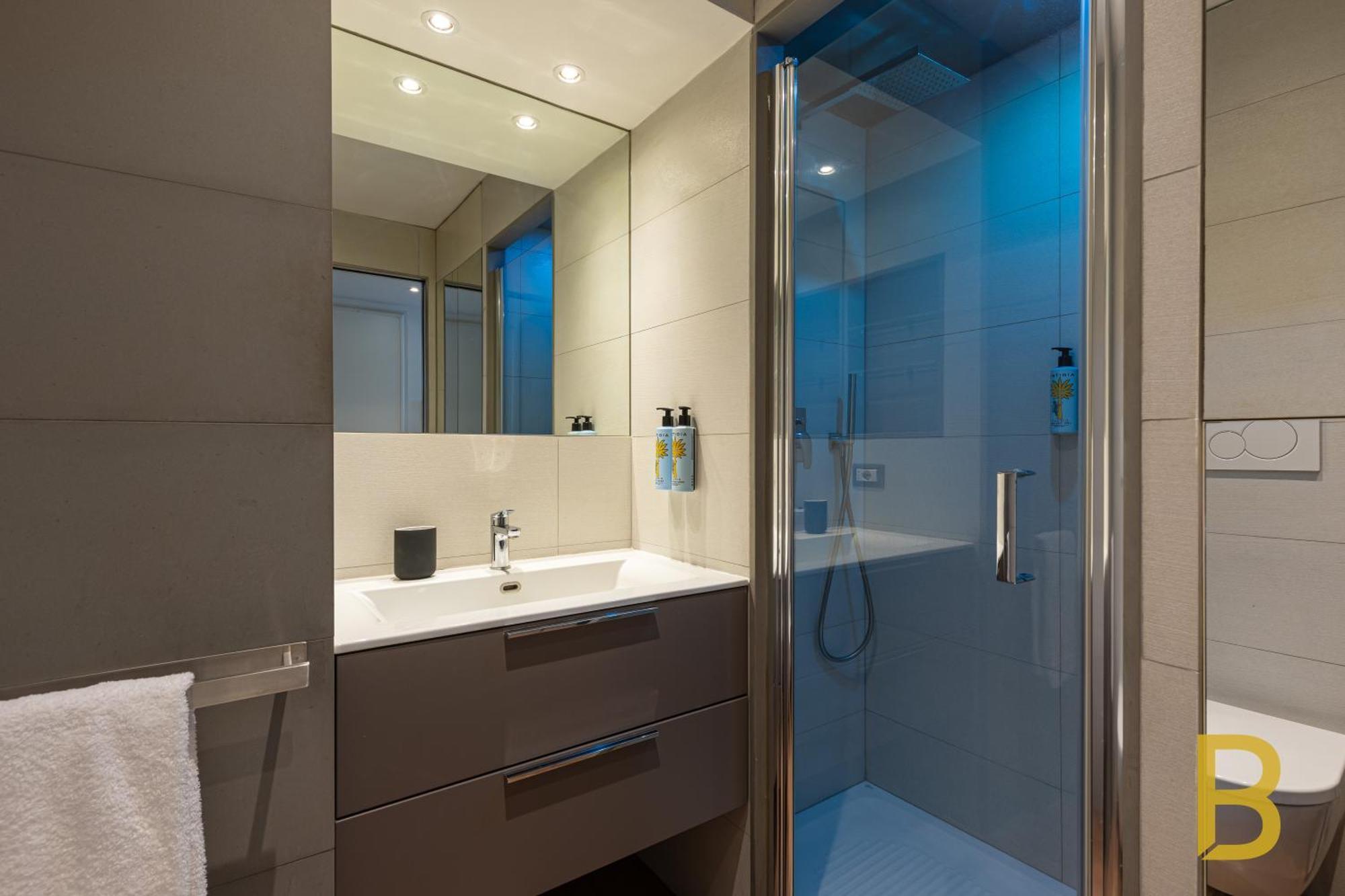 Beplace Garibaldi Suites Μιλάνο Εξωτερικό φωτογραφία